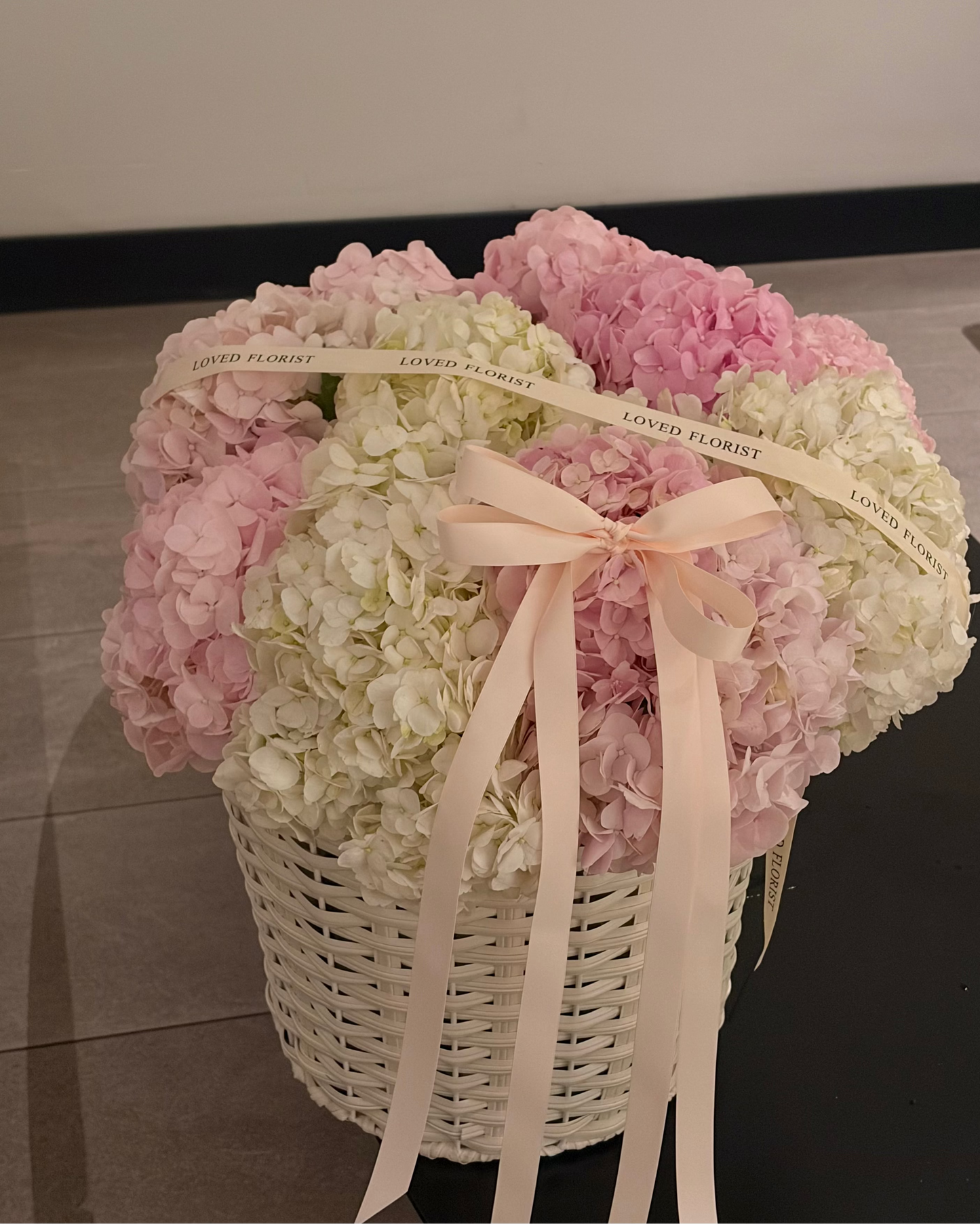 Hydrangea Smooth Basket