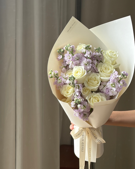Rose x Matthiola Bouquet